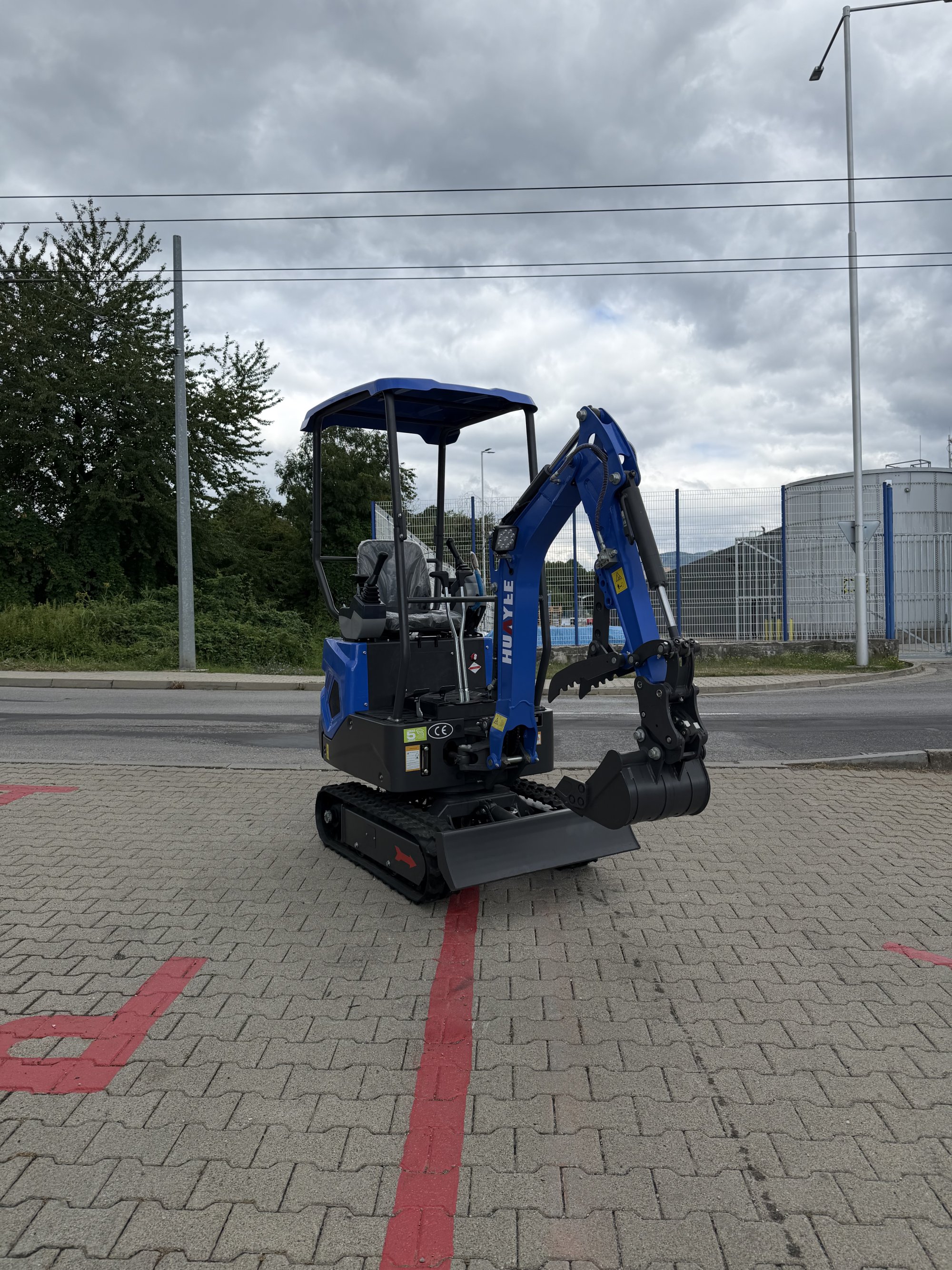 HUAYEE HY12Q3 Kubota Blue